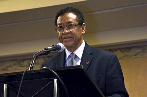Photo by Margot Hartford. 2014 President Otis Shelton Speaking at the Annual Student Conference Awards Ceremony