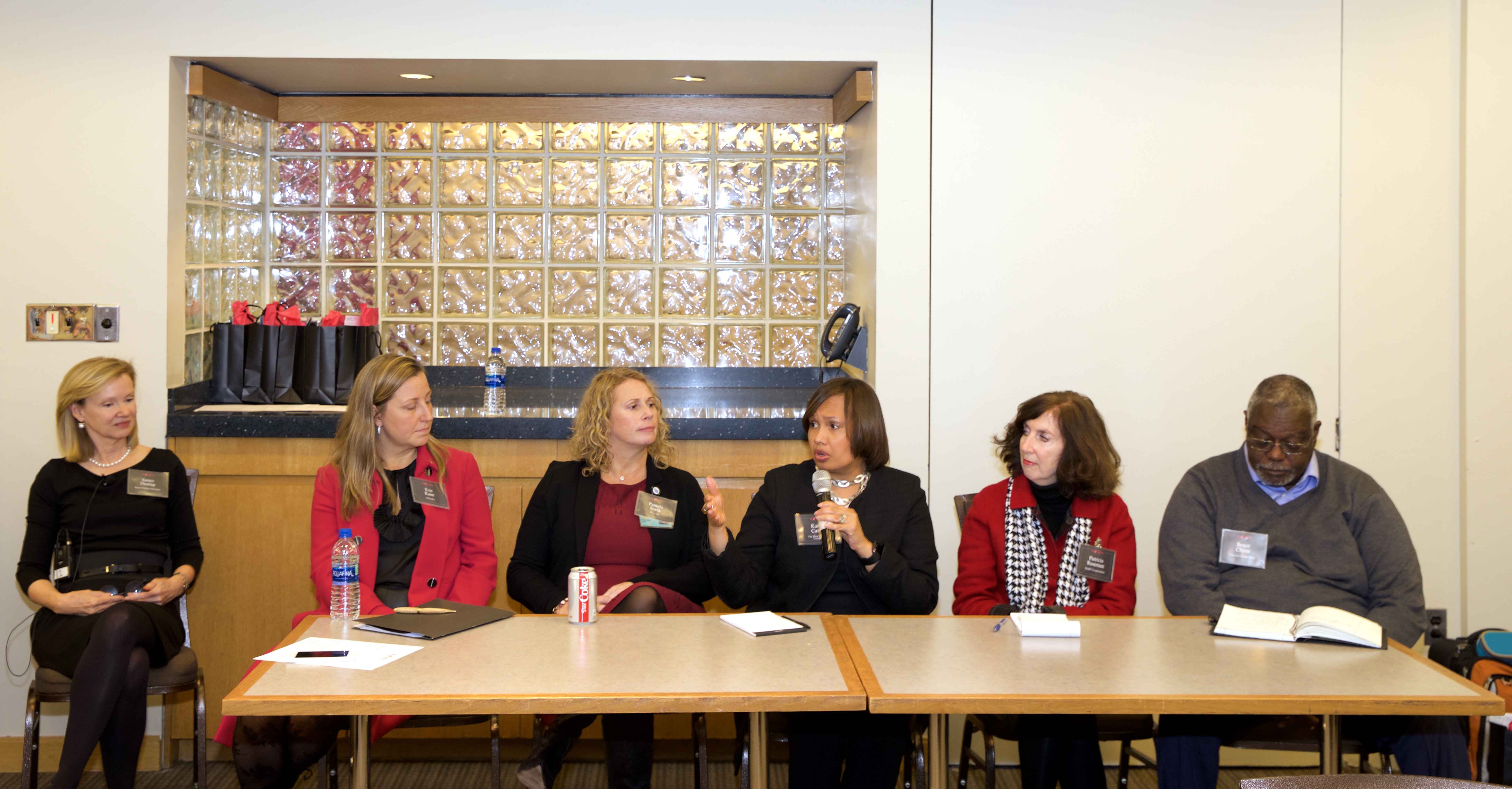 (From L to R)  Moderator Susan Dunlap, Erin Kane, President and Chief Executive Officer of AdvanSix Inc., Pamela Siwik, Vice President, Pfizer Global Supply, Pfizer Inc., Karen Carter, Chief Inclusion Officer and the Chief Human Resources Officer, The Dow Chemical Company; Patricia Rossman, Chief Diversity Officer, BASF Corporation; and Bruce Chinn, President of Chevron Oronite