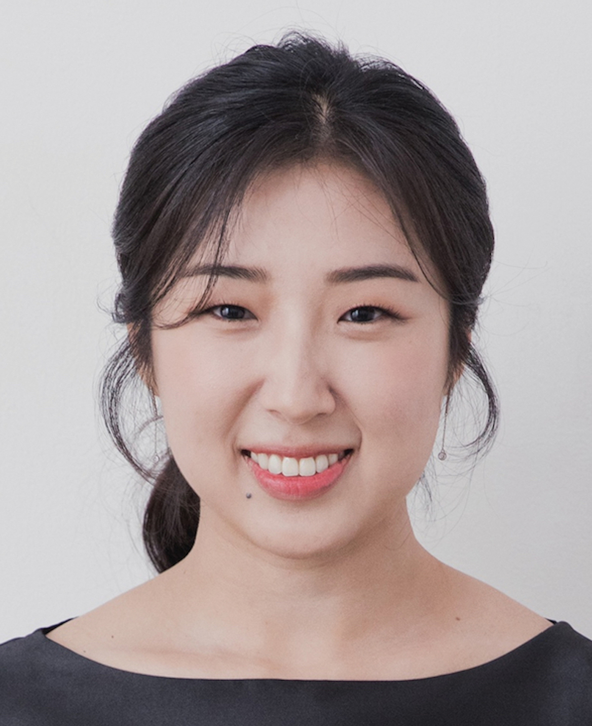 Sophie (Sun Hye) Kim