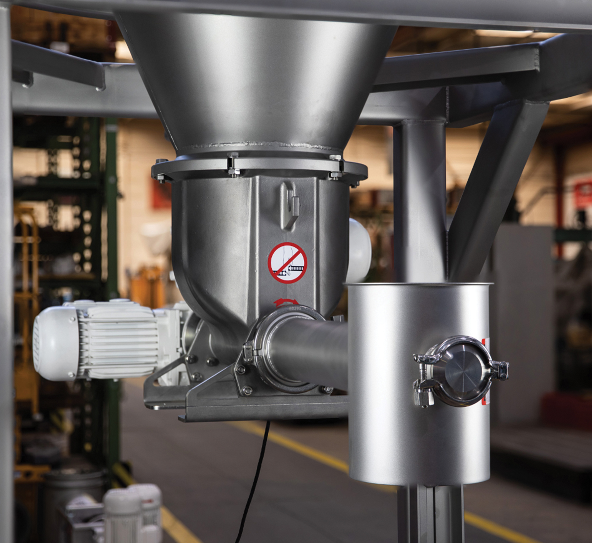 Feeding Device Facilitates Medium Capacity Dosing