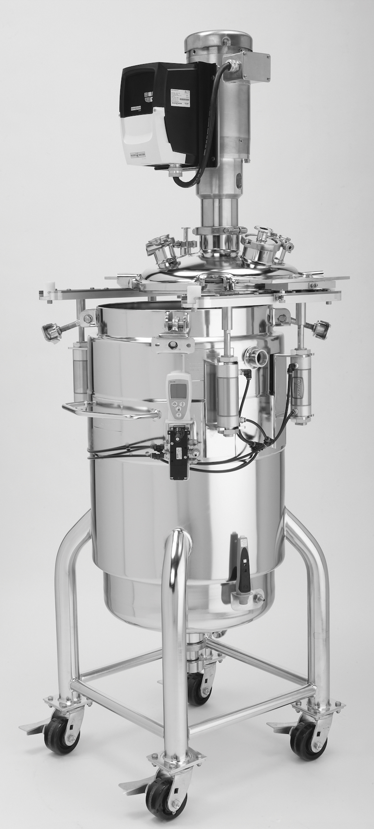 Sanitary Mixers Are Suitable for Clean-in-Place Procedures
