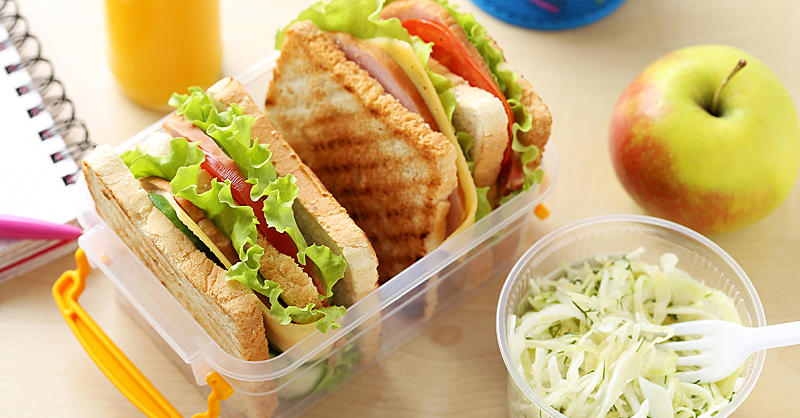 1200-dietitian-lunch-wide-sandwich.jpg