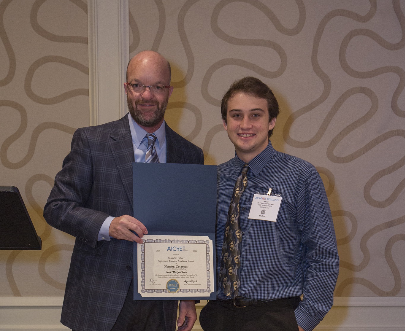 Matthew Davenport of New Mexico Tech receiving the  Donald F. Othmer Sophomore Academic Excellence Award