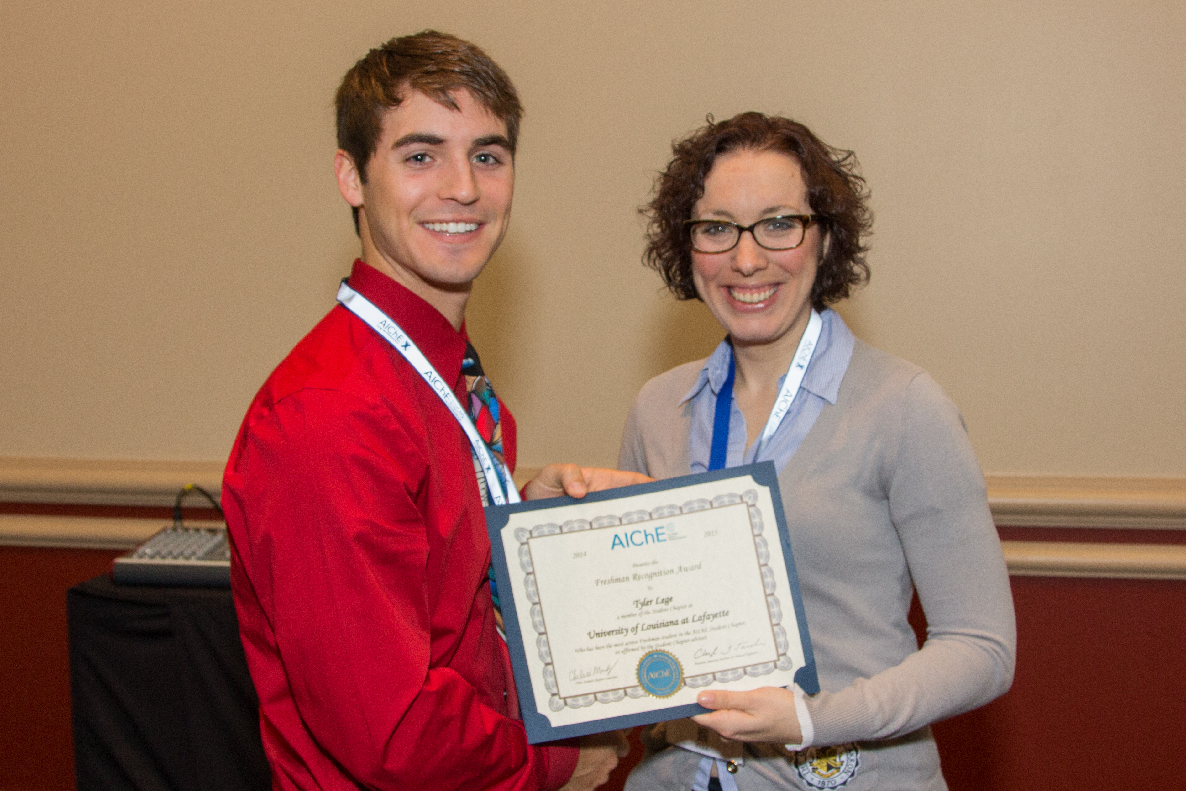 Tyler Lege from University of Louisiana at Lafayette receiving the Freshman Recognition Award