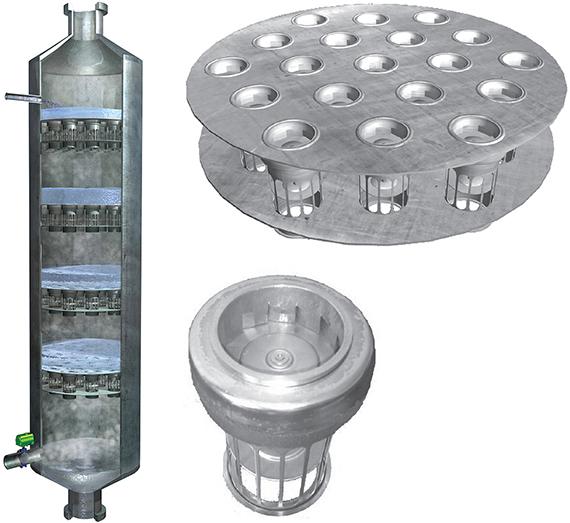 Distillation column outlet