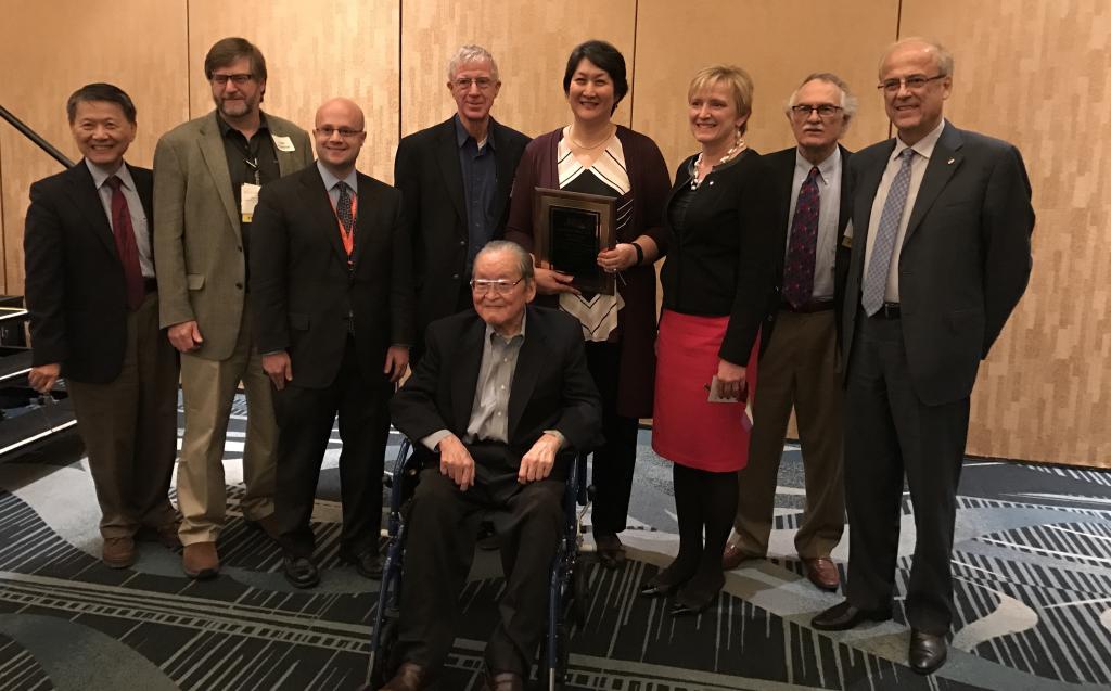 Danny Wang (center) with 2016 DIC Wang Winner Ann Lee of Genentech and members of SBE