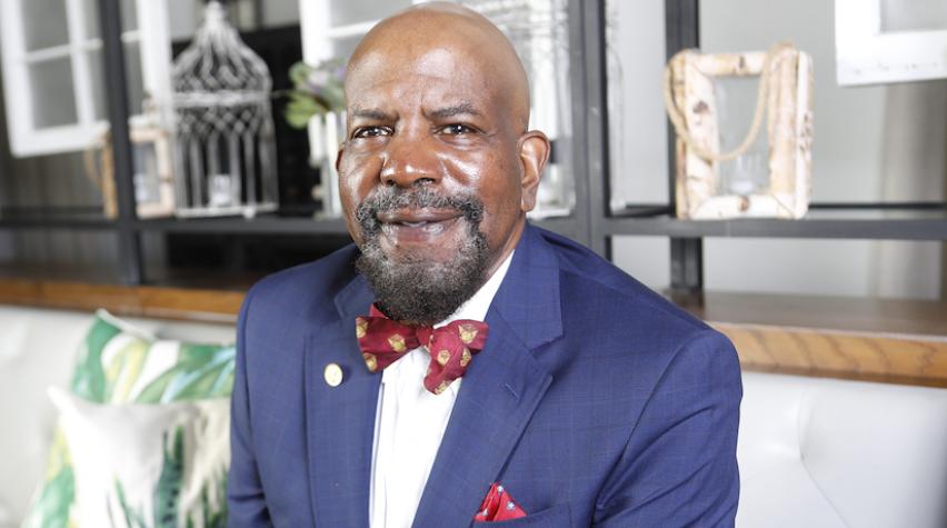Dr. Cato T. Laurencin (Univ. of Connecticut), the 2022 recipient of the Founders Award for Outstanding Contributions to the Field of Chemical Engineering