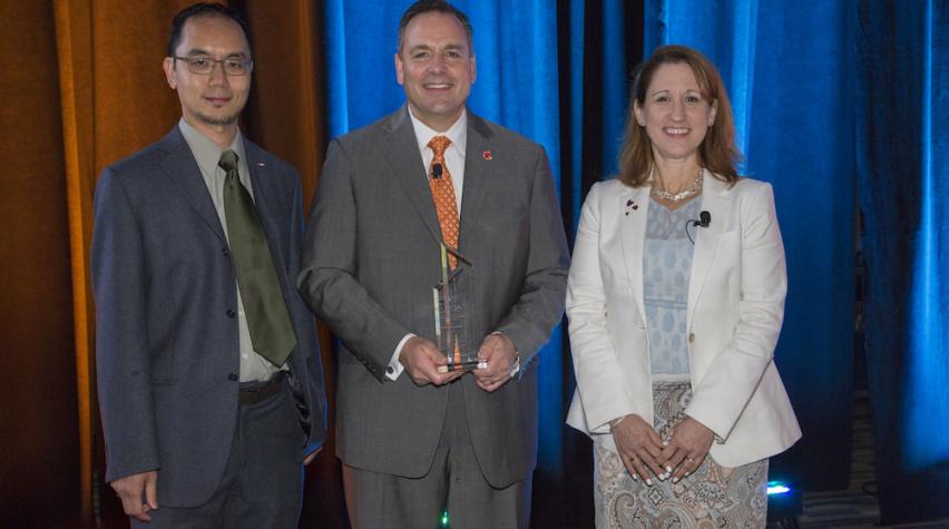 L to R: Spring Meeting program chair Leo Chang, Chemours CEO Mark Vergnano, and 2018 AIChE President Christine Seymour